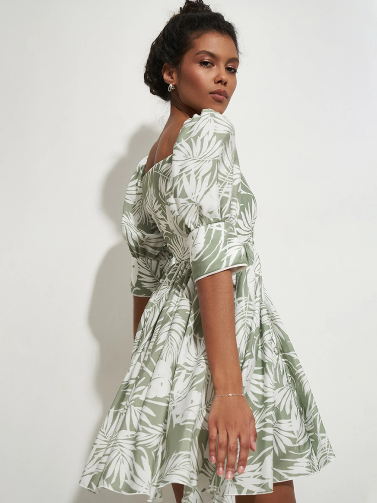Dress Sprig